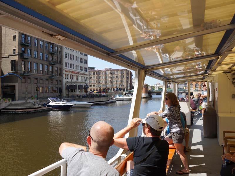 Milwaukee Riverwalk District Happenings